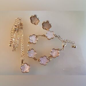 Beautiful Flower Set | Gold and White| Earrings | Chain | Bracelet
